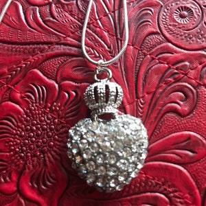 Queen of Hearts Rhinestone Necklace