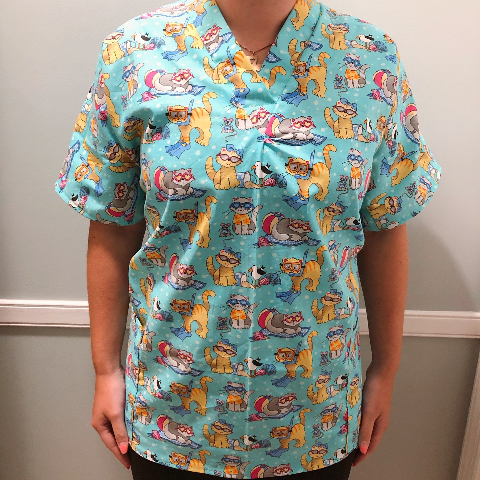 Unisex Blue Scuba Animal Scrubs Etsy España