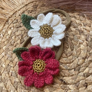 Christmas Hair Accessory • Crochet daisy headband • Baby Daisy hair clip • Crochet crown • Newborn flower crown • knitting Daisy headband