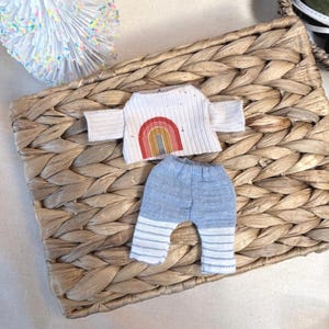 マウスまたは犬の人形 1着の衣服 • 6インチと9インチのミニチュア人形の衣服