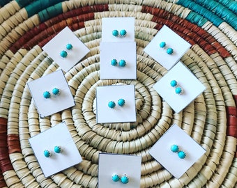 Sterling silver/Turquoise mini studs