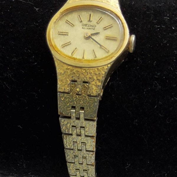 Vintage Ladies Gold Tone Seiko Wrist Watch