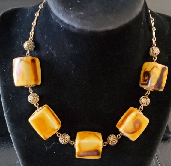 Vintage Bakelite Necklace