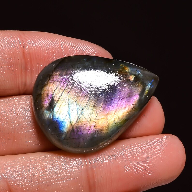 48.55 Carat PURPLE LABRDORITE Tempting 100/% Natural Top Quality Labradorite 31X29X8 MM Cabochon Loose Gemstone For Making Jewelry C 19056