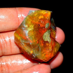 151.15 Carat ETHIOPIAN Opal Rough Amazing rough 100% Natural ETHIOPIAN Opal Rough Gemstone 41X32X22 mm Fire Opal Rough C 26316 image 4