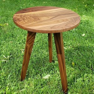 Mid-Century Modern Walnut Side Table: Round Accent Table