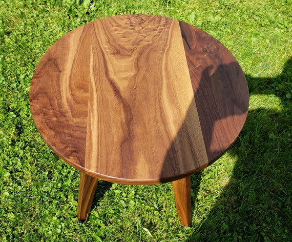 Mid century side table round outlet