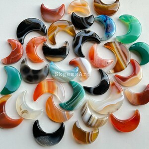 Mix Color Onyx Crescent Moon Cabochon Used For Jewelry Making