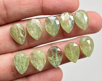 10 x 14 mm Cianita natural color menta con forma de pera, talla rosa - Lote de 10 gemas planas de talla rosa de alta calidad para la fabricación de joyas, colgantes y anillos.
