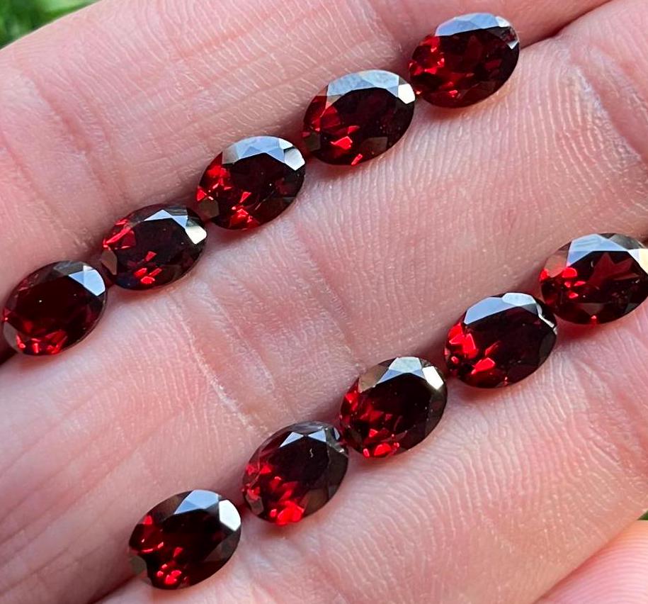 Natural Mozambique Garnet 6x8mm 10 Pcs Faceted Round ,top Quality