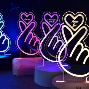 Lampe LED lumineuse coeur personnalisée | Centre de table de fête personnalisé K Pop | Cadeau pour un anniversaire | BTS Army Twice NewJeanz