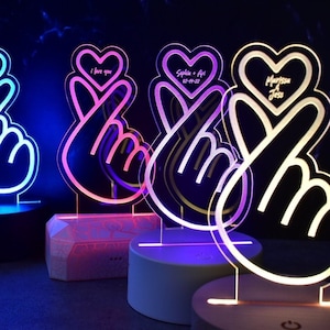 Personalized Finger Heart Glowing LED Lamp | Custom K Pop Gift for Anniversary Graduation Birthday | BTS Army Twice Blackpink NewJeanz