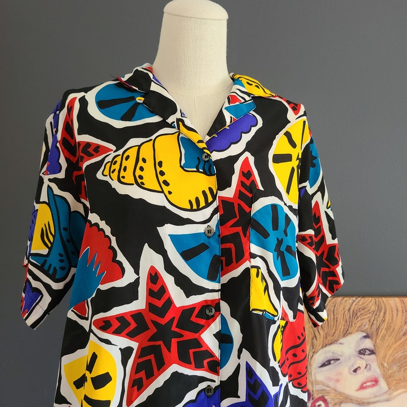 80/'s La Chine Classic Sea Shell Short Sleeve Blouse