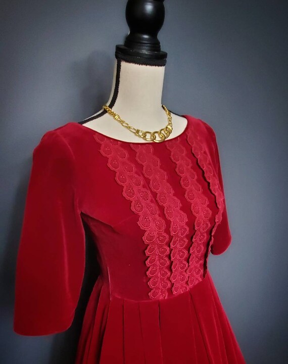 50s Red Fit & Flare Party Dress - image 6