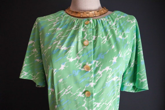 40s-50s Green Lightweight Nylon Shirtdress - image 7