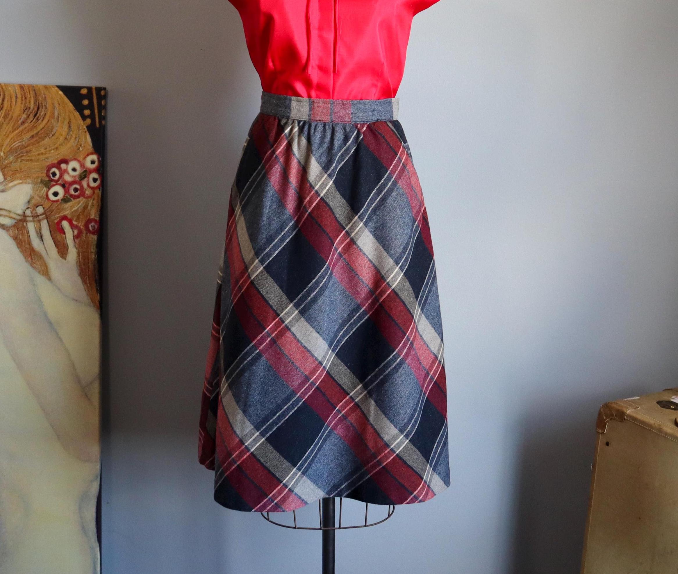 70s Lightweight Wool A-Line Midi Skirt