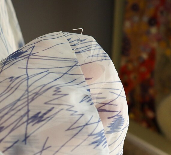 40's/50's Sheer Blue and White Cuff Sleeve Shirtd… - image 7