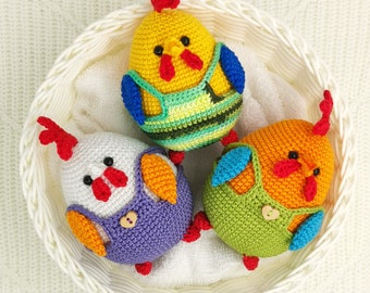 Crochet Pattern Easter Rooster in Overalls Amigurumi- Detailed Written Pattern and Photo Tutorial in English and German-PDF for download