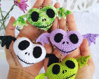 Spooky Heart Crochet Pattern PDF | Halloween Bag Charm & Amigurumi Keychain | English Tutorial