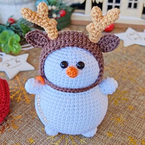 Christmas Crochet Pattern | Snowman Amigurumi with Reindeer Hat | Tutorial in English and German image 9