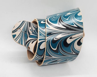 Marmoriertes Leder Gitarrenband, Benutzerdefiniertes Gitarrenband, bemaltes Ledergitarreband, Gitarrenband, Einzigartiges Gitarrenband, Psychedelische Gitarre