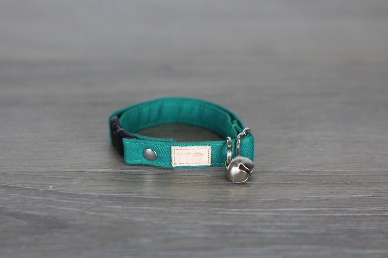 Classic green cat collar Solid green kitten collars Etsy