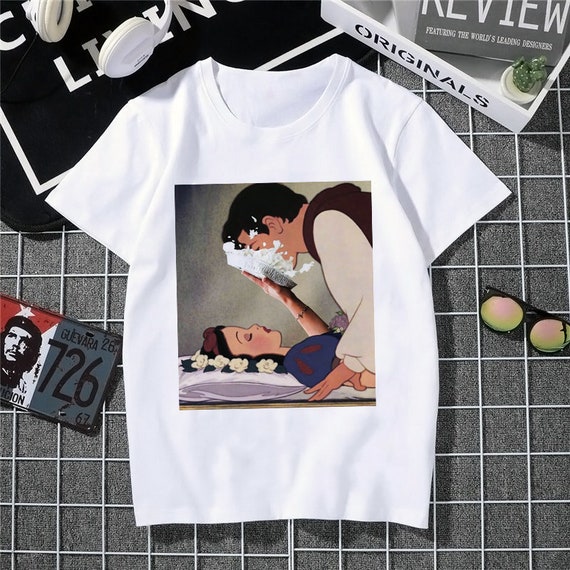 Snow White Pie Face Women's Tee - Etsy