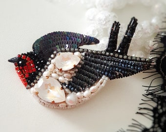 Bird beaded brooch pin Embroidered jewelry Swarovski Rhinestones pin Pearls  gift for bird lovers