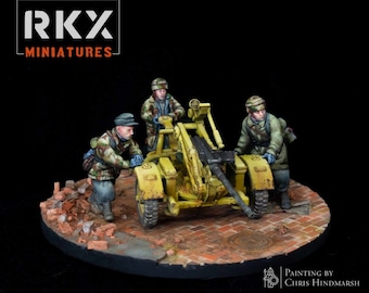 28mm. Fallschirmjäger Flak 30 (RKX Miniatures Model) Anti Aircraft with Plain base and 3 crew members  Printed in Resin