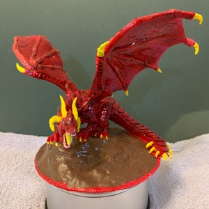 Red Dragon for tabletop role play made by 3d print (PLA) and (Resin)-Painted to table top standard (Basic)