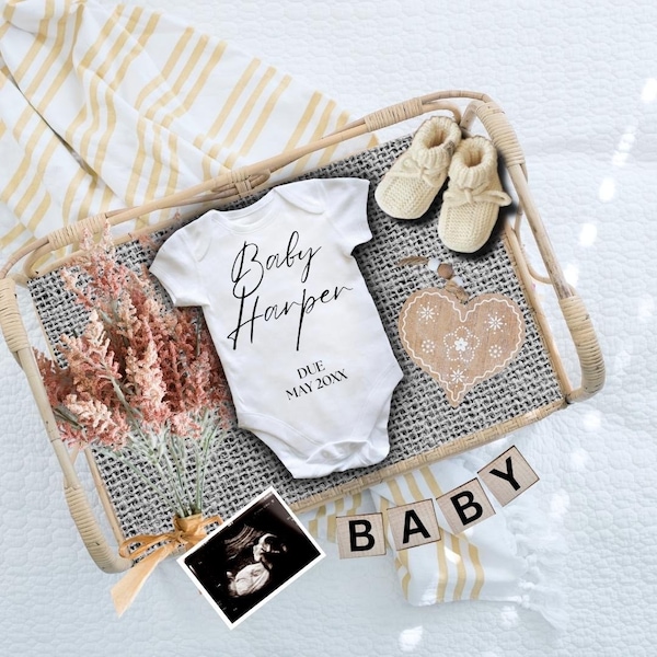 Elegant pregnancy announcement digital simple | pink flowers simple | Instagram Facebook Pregnancy Reveal | Summer Autumn | boho | Digital |