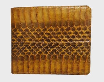 Oryginalny portfel dwuskładany z motywem węża kobry: ręcznie robiona skóra indonezyjska