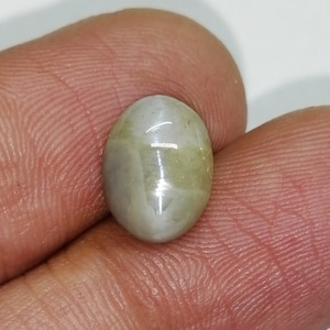 Natural 5.55 CT Chrysoberyl Cat&#39;s Eye