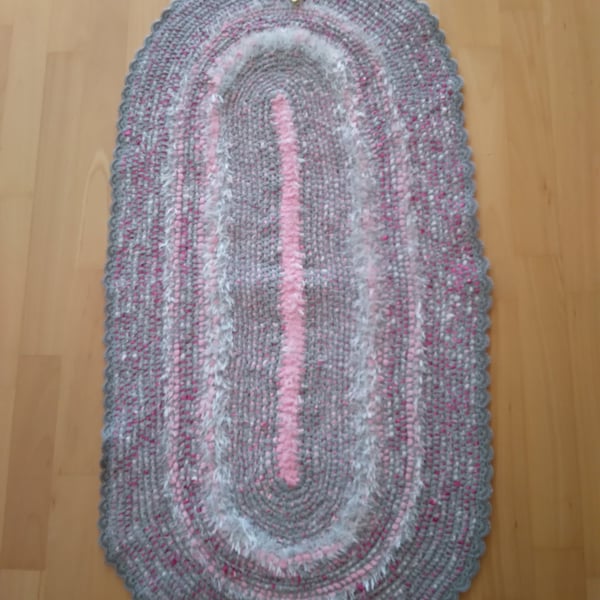 Teppich, Flickenteppich, Teppich gehäkelt, Kinderteppich, Badvorleger 55 x 110 cm