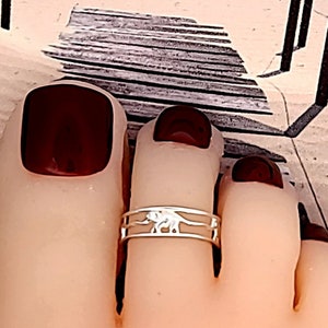 Sterling Silver Elephant Toe Ring: Animal Jewelry