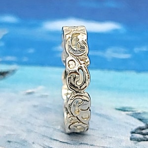 Etched Sterling Silver Toe Ring: Women&#39;s Stacking Midi Ring