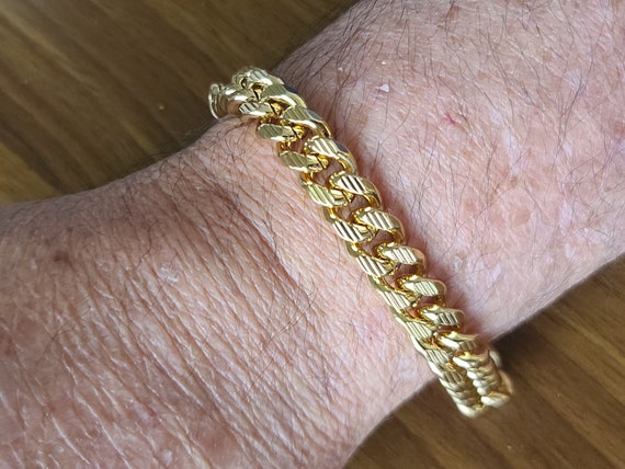 Amazon.com: Men's 24K Gold Plated Miami 9mm Cuban Curb Chain Link Bracelet  8 inches: Clothing, Shoes & Jewelry