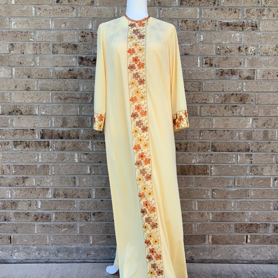 1970s Hippie Peignoir Set