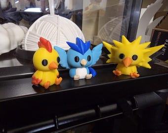 Zapdos, Articuno, Moltres Trio Legendary Birds - Pokemon Desk Buddies 2