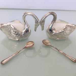 Swans Salt and Pepper Cellar Couple of Swans Silver Plated Swans Made in Italy by Bugatti