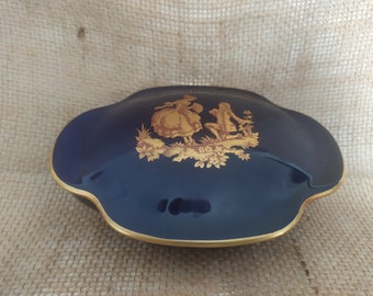 Trinket box, cobalt blue Limoges porcelain, pure gold decorated