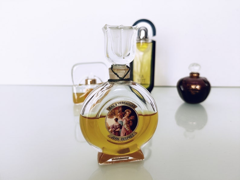 Four Small Factice Bottles, Various Dummy Poison, J' ai Osé, Bal a Versailles, La Nuit No perfume Inside image 3
