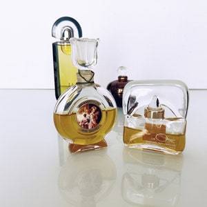 Four Small Factice Bottles, Various Dummy Poison, J' ai Osé, Bal a Versailles, La Nuit No perfume Inside image 6