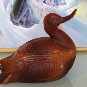Mancioli Duck Casserole: Fine Porcelain Cookware