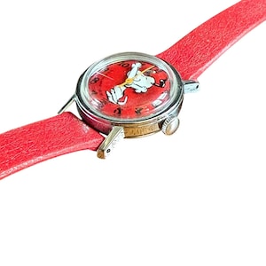 Vintage Snoopy Peanuts Girls Wristwatch Red Dial Red Strap Cartoon Analog Watch - As Is image 6