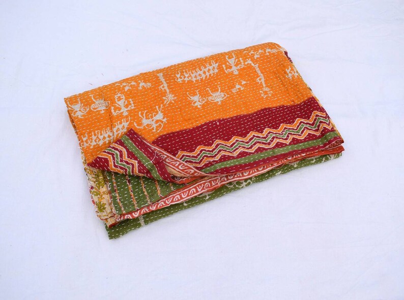 Reversible Old Sari Vintage Kantha Quilt Queen Kantha Throw Recycled Cotton Blanket Blanket Bedspreads Baby quilt picnic throw 55x85 SC113