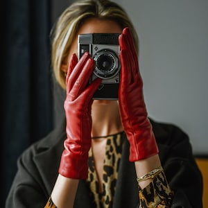 Marsala - Women&#39;s Minimalist Leather Gloves in Red Nappa Leather