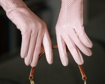Vernazza - Pink Handmade Leather Gloves for Woman