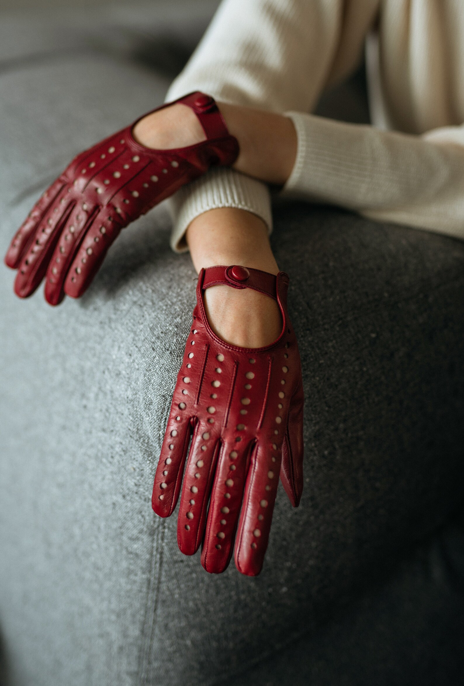 Rimini Women's Leather Driving Gloves in Wine Etsy