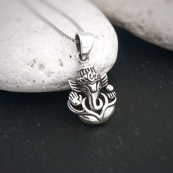 Small Lord Ganesh pendant in sterling silver, Stylized Ganesha charm, Meaningful Elephant God amulet, Boho Spiritual jewellery gift